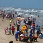 Exhortan a turistas, cumplir con Recomendaciones en Playa Bagdad para evitar accidentes