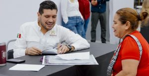 Beto Granados encabeza exitosa jornada de descuentos en beneficio de los matamorenses